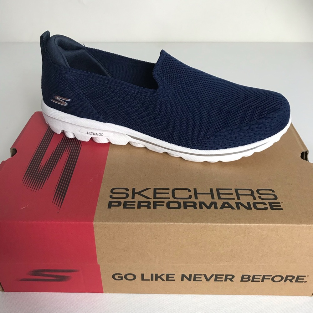 🔥Skechers Daydream GoWalk Classic Solid Knit - Picture 6 of 7
